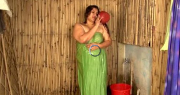 mallu-aunty-bath