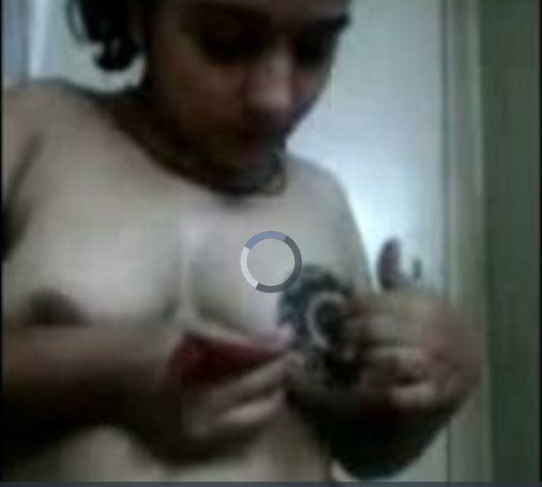 boobs-aunty