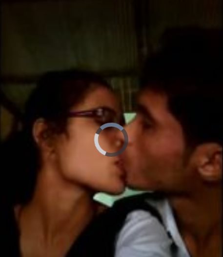 kissing-couples