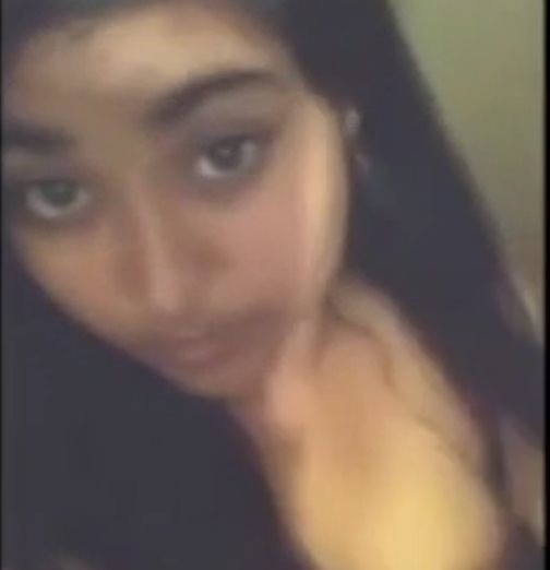 selfie-girl