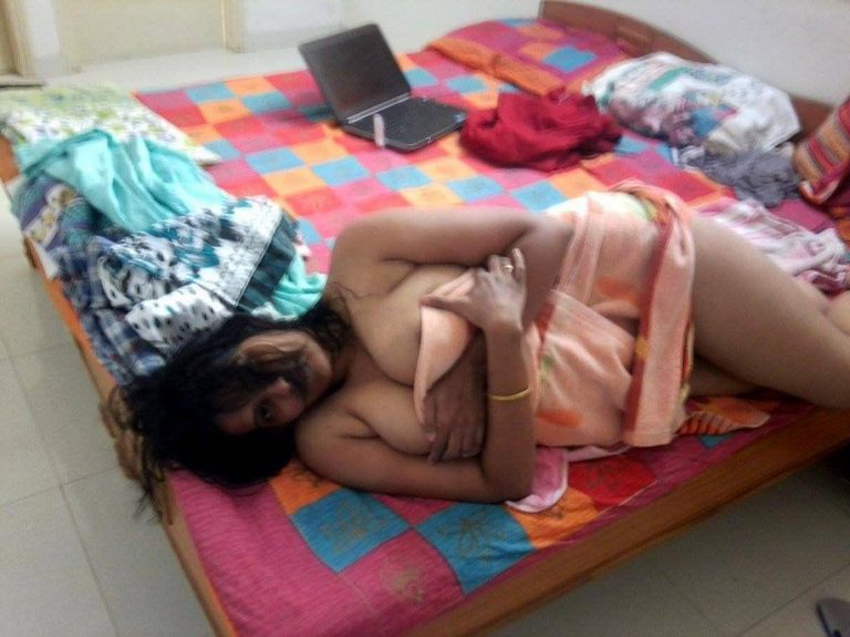 கொழுத ஹாட் முலை