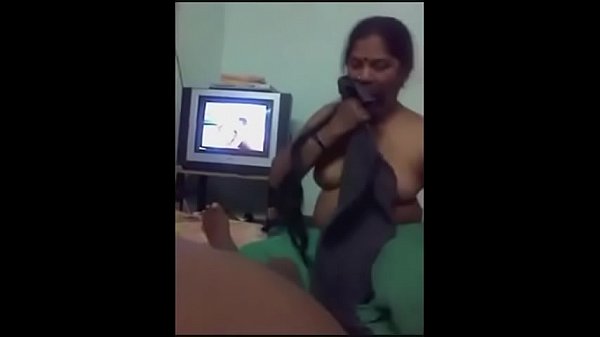 மனைவி கணவன் சுண்ணியை ஊம்பும் வீடியோ