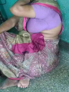 வில்லேஜ் ஆன்டி முலை