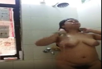 Tamil Nirvana Kuliyal - à®†à®£à¯à®Ÿà®¿ à®¨à®¿à®°à¯à®µà®¾à®£ à®•à¯à®³à®¿à®¯à®²à¯ à®†à®ªà®¾à®š à®µà¯€à®Ÿà®¿à®¯à¯‹ - Tamil aunty bath nude