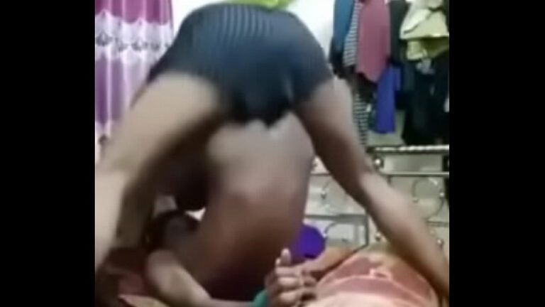 Sextamilvodies - à®•à®¿à®°à®¾à®®à®¤à¯à®¤à¯ à®…à®®à¯à®®à®¾ à®®à®•à®©à¯ à®šà®®à¯ˆà®¯à®²à¯ à®…à®±à¯ˆ à®šà¯†à®•à¯à®¸à¯ - Tamil Village Sex