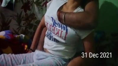 டிசம்பர் 31 இரவு பார்ட்டி மூடில் GF செக்ஸி வீடியோ