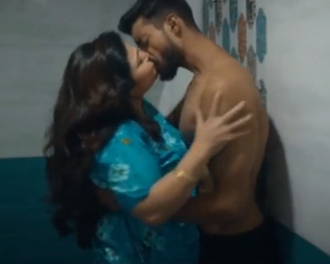 maamiyar-romantic-kissing-porn-xxx