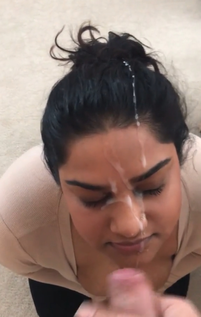 ஆபீஸ் தோழியின் காமப்படம்