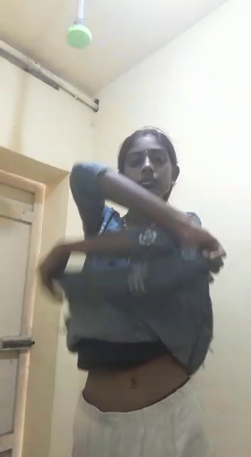 விழுப்புரம் லோக்கல் கல்லுரி பெண்ணின் குட்டி முலை
