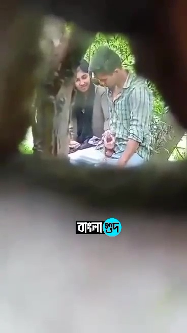 ஆண் நண்பனுக்கு அடிச்சு ஊம்பும் ரகசிய வீடியோ