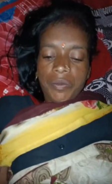 கொழுத்த கூதியினில் ஆண்டி புண்டையினில் செக்ஸ்