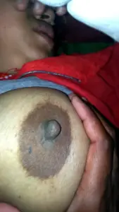 ஒற்றை முலையை பிடித்த காமம்
