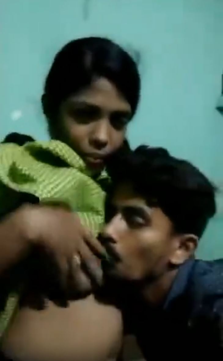நுர்ஸ் லேடியின் மார்பகம் சுவைக்கும் காமப்படம்