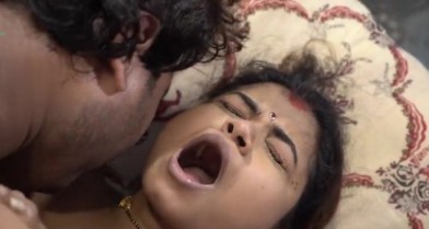 நண்பனை ஏமாற்றி வேலைக்காரி ஓக்க சென்ற முதலாளி