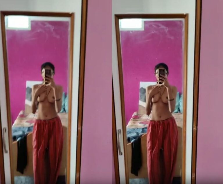 மல்லு மாடல் நிர்வாண செல்பி ஆபாச படம்
