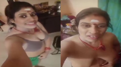 தமிழ்நாட்டு பேக்கரி கடைக்கார ஆன்டி செல்பீ வீடியோ