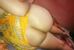 செக்ஸி ஆன்டி பெரிய சூத்து படம்